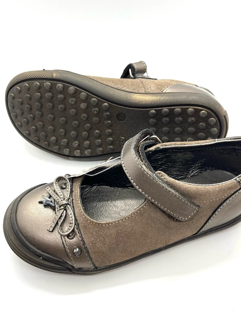 Girls Metallic Brown Leather Mary Jane Shoe with Star Charm & bow NWT